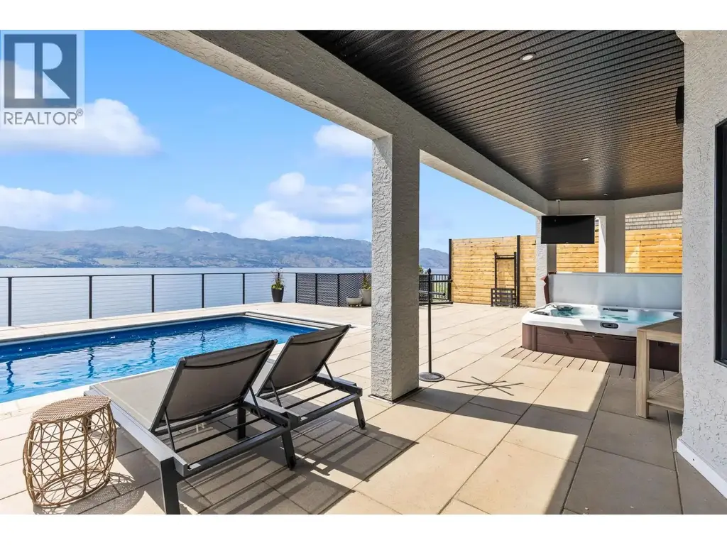 1069 Sunnyside Road, West Kelowna